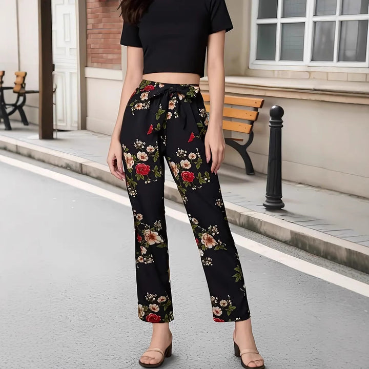Dame Elegant fritidsbukser med blomstermønster og bælte Stilla