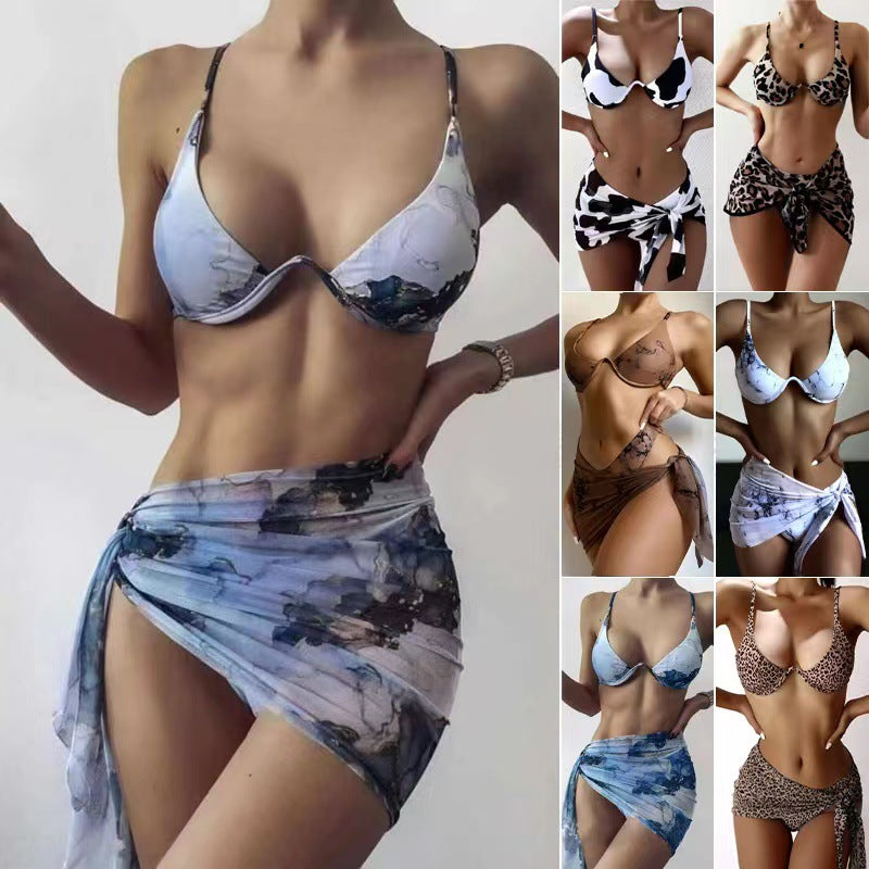 Dame triangel-bikini-sæt med legende indpakningsskørt Skovae