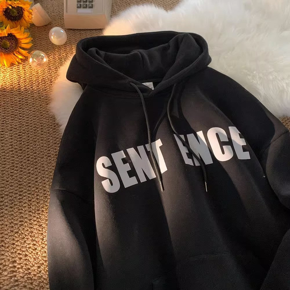 KVINDER HOOODIE MED IØJENFALDENDE SKRIFTTYPE OG CASUAL DESIGN Skovae
