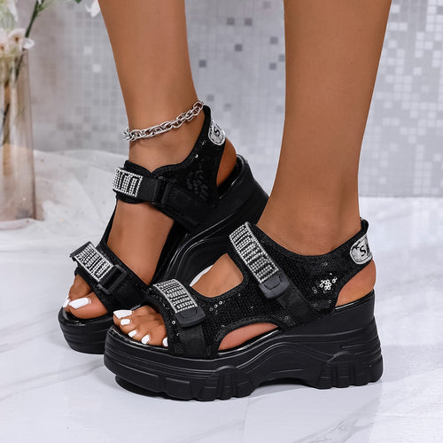 Dame Mode Sandaler med komfortabelt plateau og justerbare remme Stilla