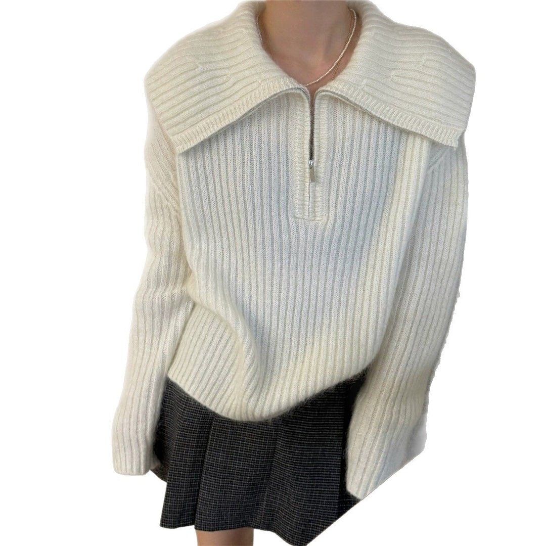 Kvinders strikket sweater med stor krave og lynlås Stilla