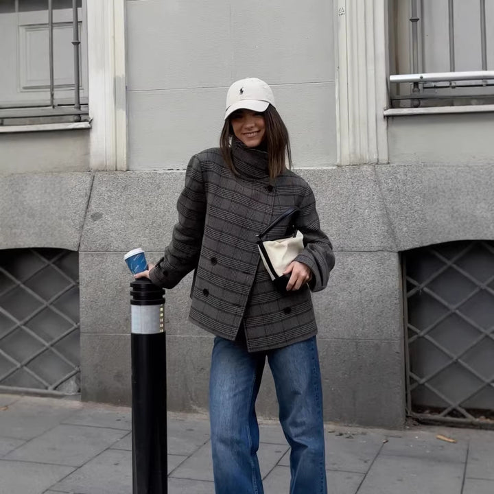 Kvinders ternet oversized jakke med høj krave Stilla
