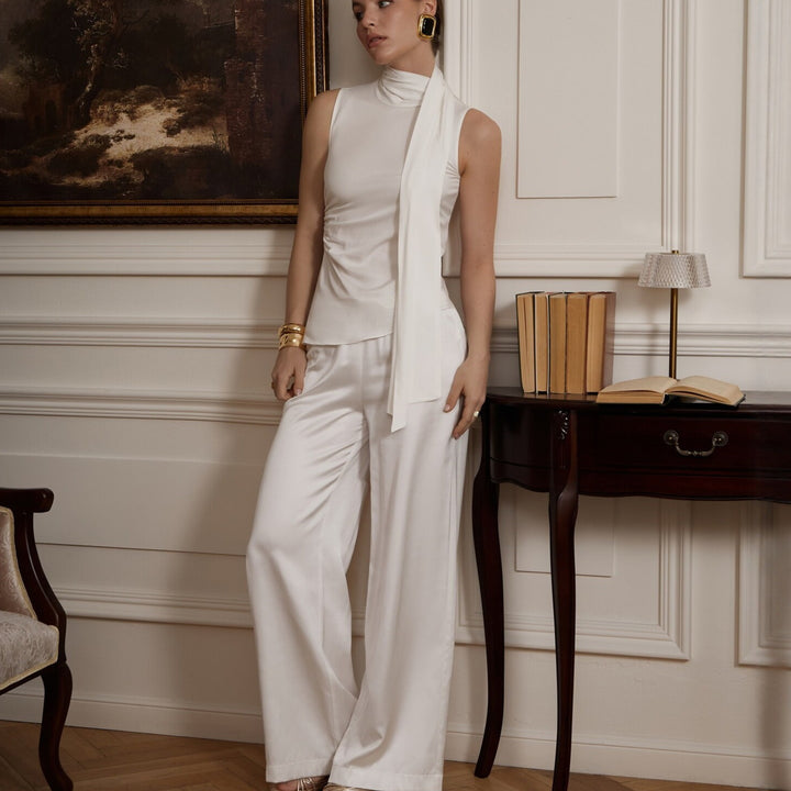 Dame Elegant og figurspilende bluse med halstørklæde Skovae