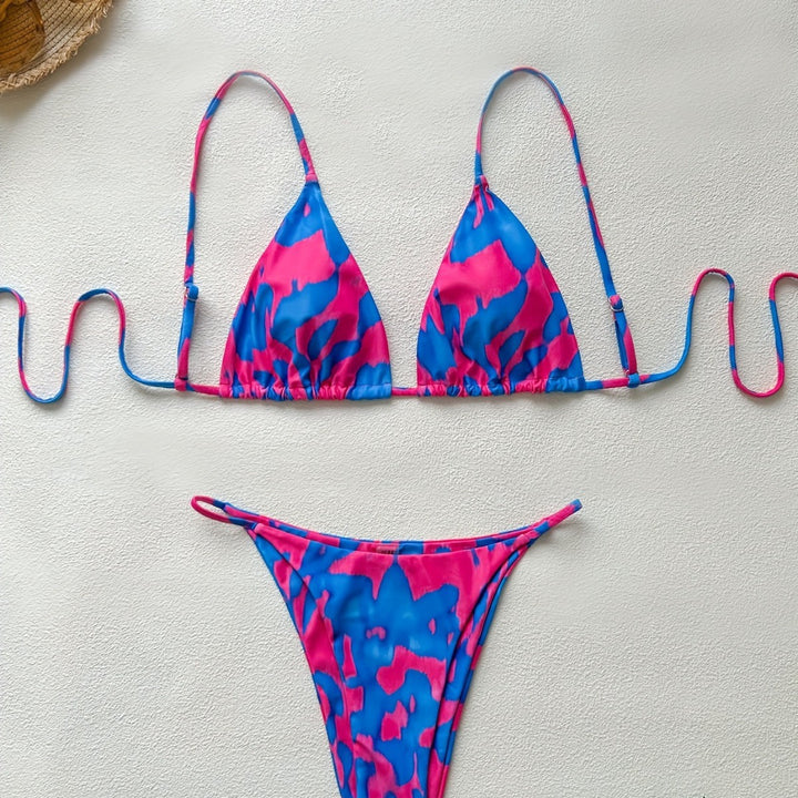 Dame trekant-bikini med farverigt mønster og sofistikeret snit Stilla