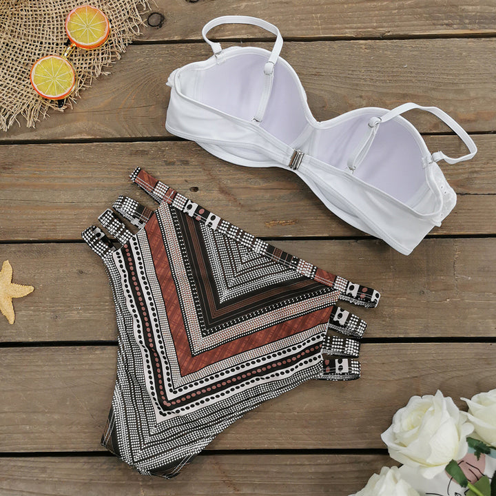 Dame Bikini-sæt med feminint ruffles-detalje og geometrisk design Stilla