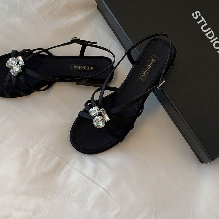 Dame Riemchen Flade Slide Sandaler med dekorative Juwel Accenter Stilla