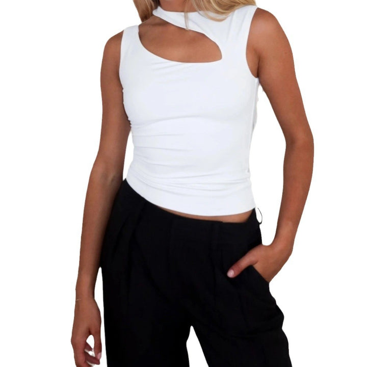 Kvinders crop top med asymmetrisk halsudskæring og figurformende silhuet Stilla