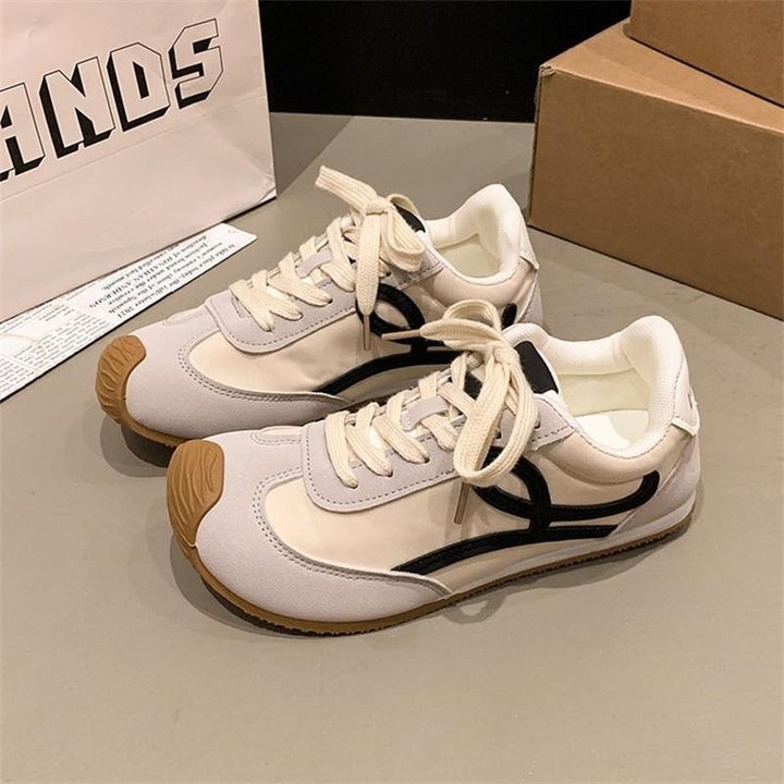 Dame Sneakers med moderne design og åndbar overfladestruktur Stilla