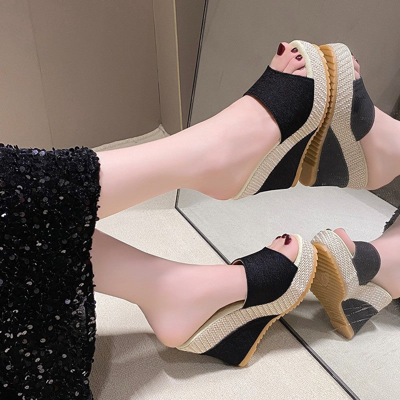Dame Wedge-sandaler med komfortabelt remdesign og skridsikker sål Stilla