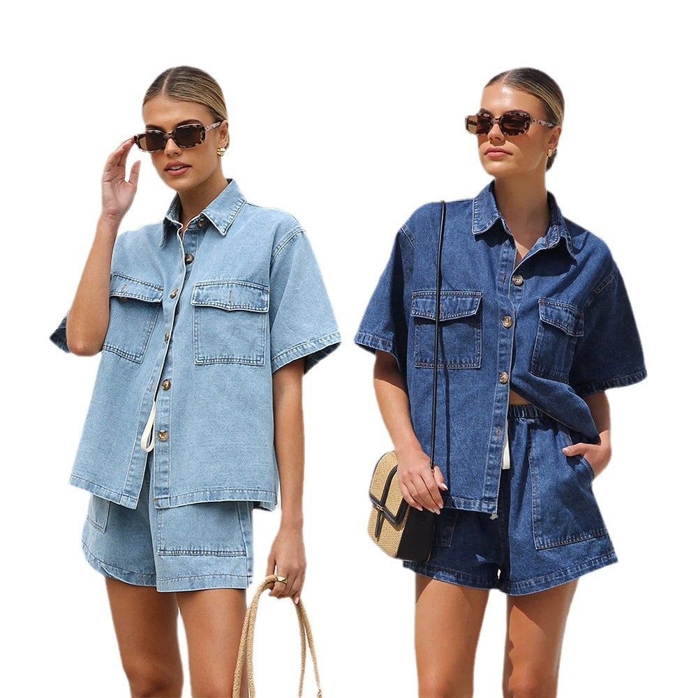 Dame fritidssæt lavet af let denim med dyreprint Stilla