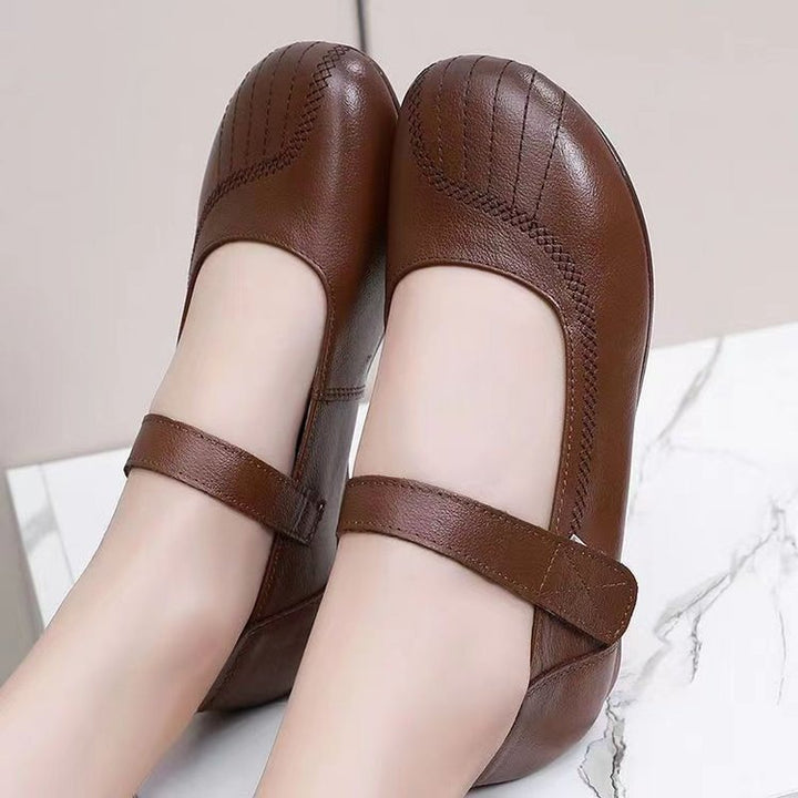 Dame Ballerinas med justerbart remdesign og behagelig pasform Stilla