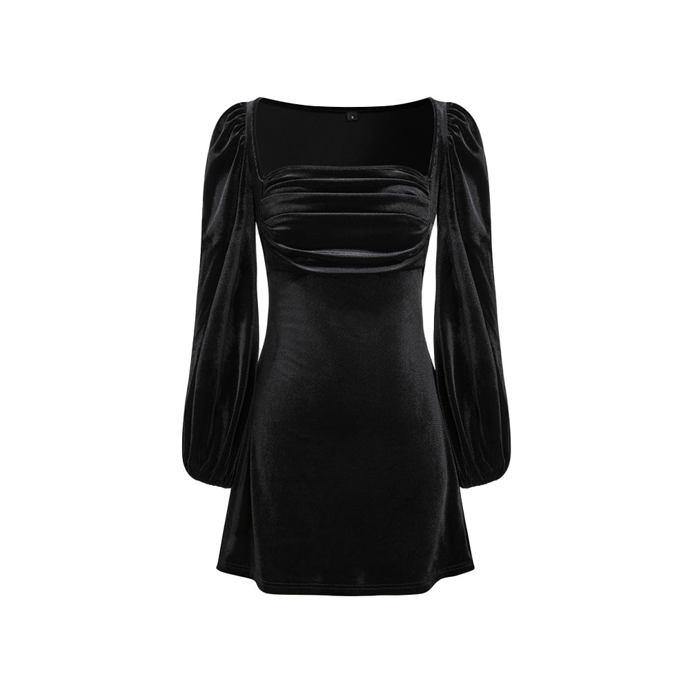 Damer mini kjole med elegante pufærmer og chic firkantet halsudskæring Stilla