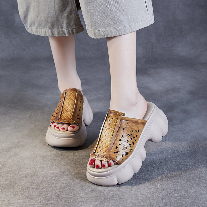 Femme Stylish Plattform Slide Sandaler med unik udskæringsdesign Stilla
