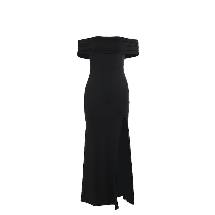 Dame Maxi-kjole med skulderfri design og elegant slids Skovae