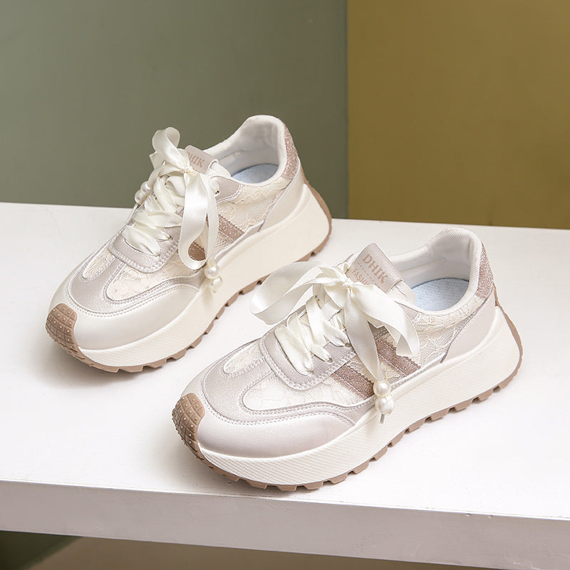 Dame Sneakers med elegant satin-overflade og glinsende detaljer Stilla