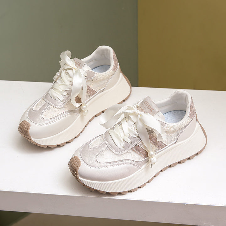 Dame Sneakers med elegant satin-overflade og glinsende detaljer Stilla