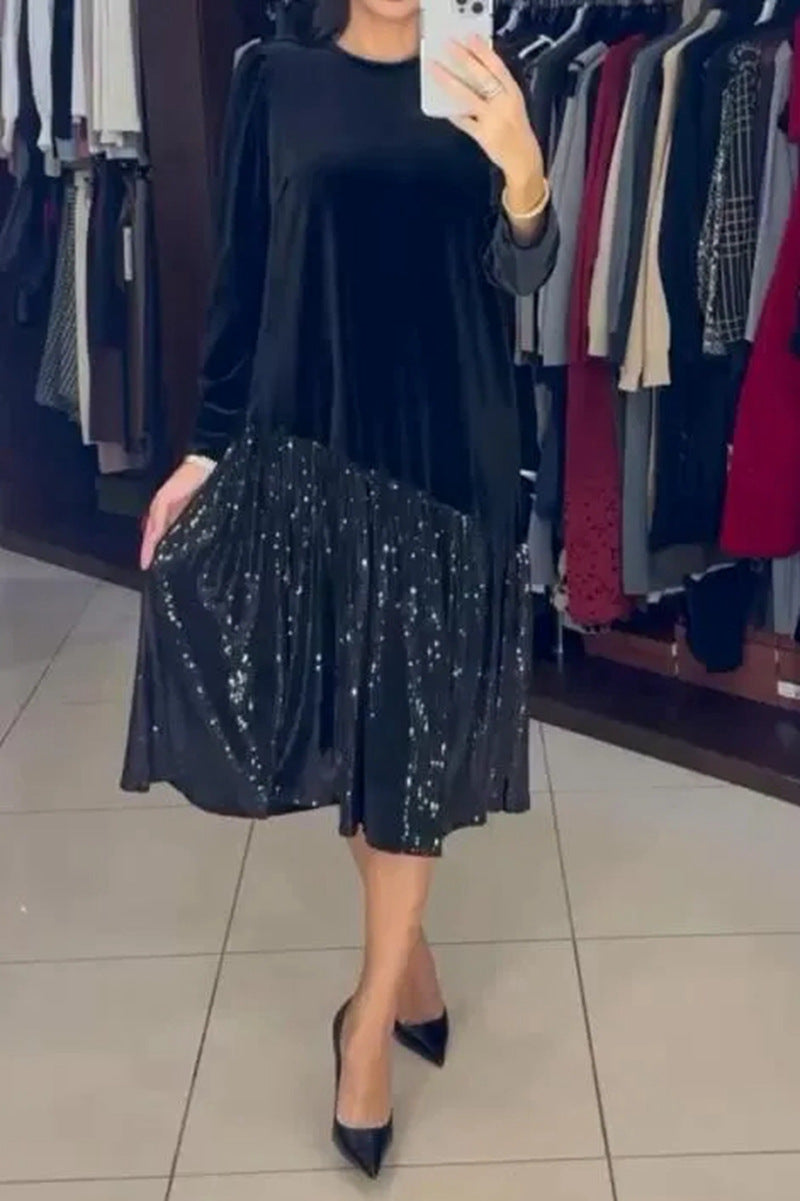 Dame fritidskjole med elegant paljettskjørt og blødt overdæk Stilla