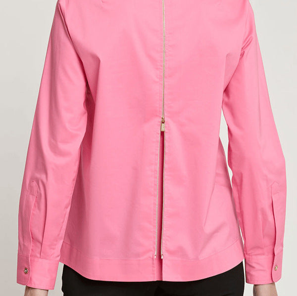 Dame klassisk langærmet bluse med elegant knapliste og moderne snit Stilla