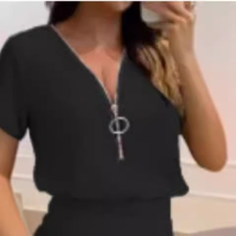 Dame jumpsuit med højhævet krave og sidelukning Skovae