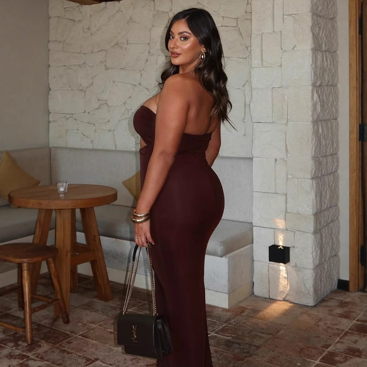 Dame omslagskjole med spændende cut-out og glamorøs detalje Skovae