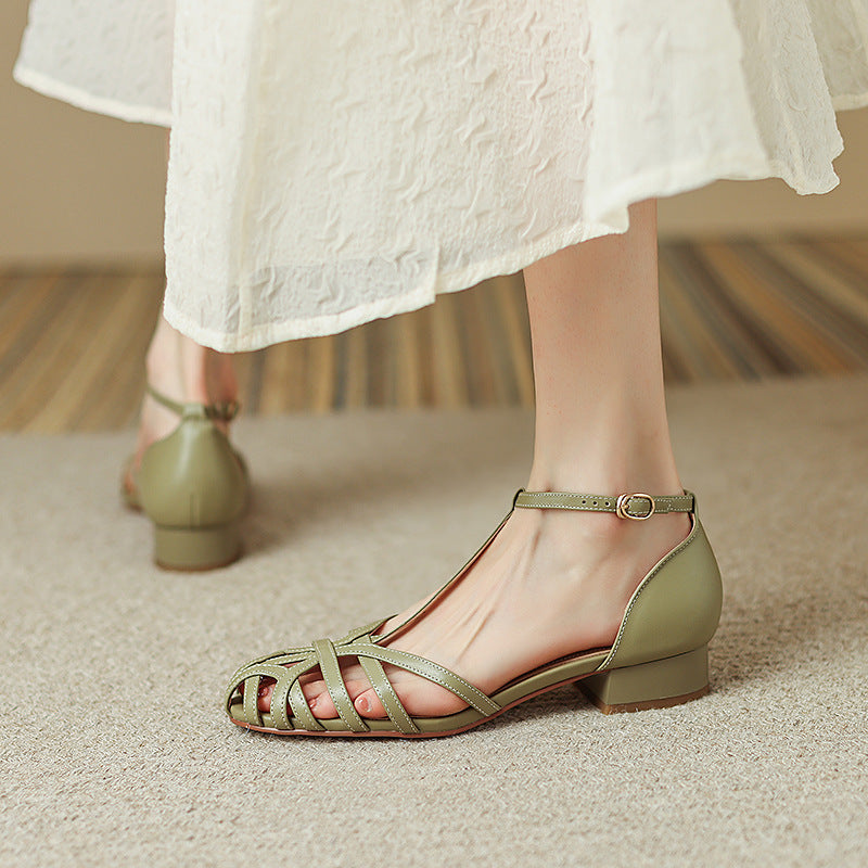 Dame elegante flad sandals med moderne T-rem design og skridsikker sål Stilla