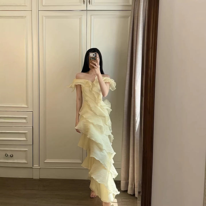 Dame Maxi-kjole med elegant vandfald rüschedesign og off-shoulder stropper Skovae