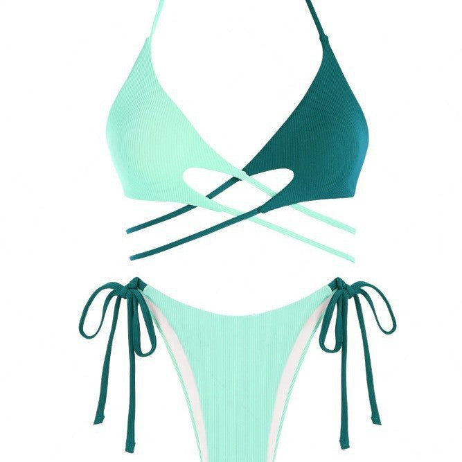 Dame Triangel-Bikini-Sæt med justerbare stropper og krydset design Stilla