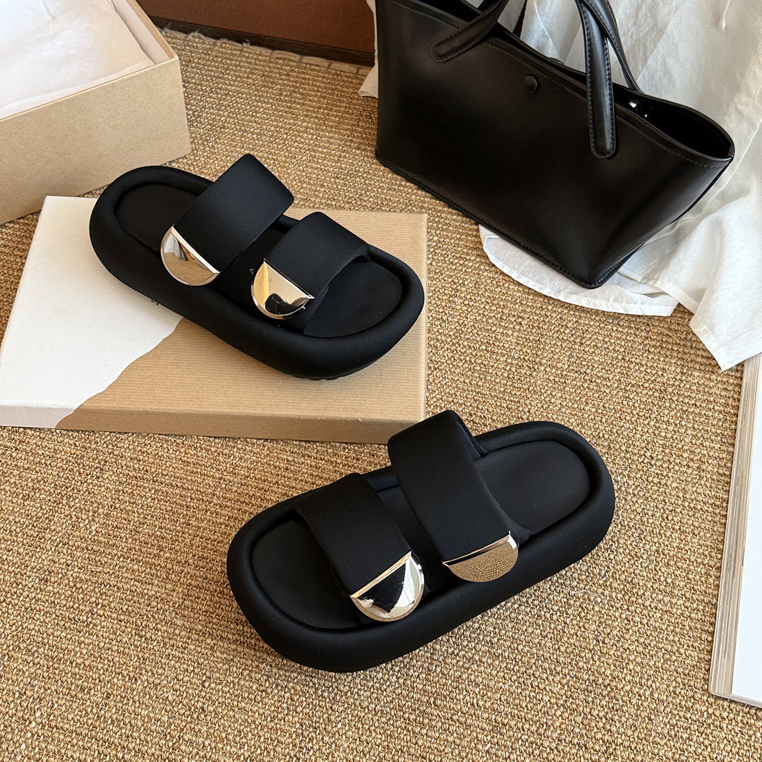Dame Komfort Slide Sandaler med dekorative metalliske accenter Stilla