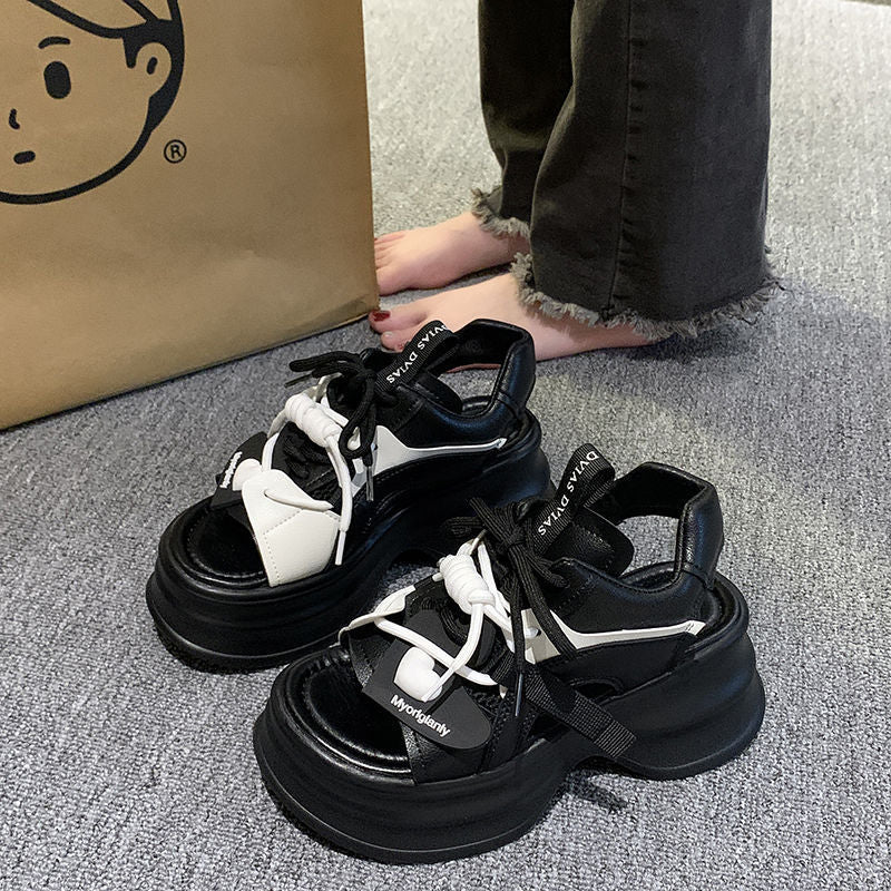 Dame Chunky Sneakersandaler med åndbart overmateriale og moderne design Stilla