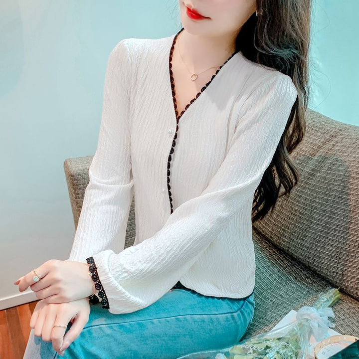 Kvinders bluse med fine lace accenter og elegant snit Stilla