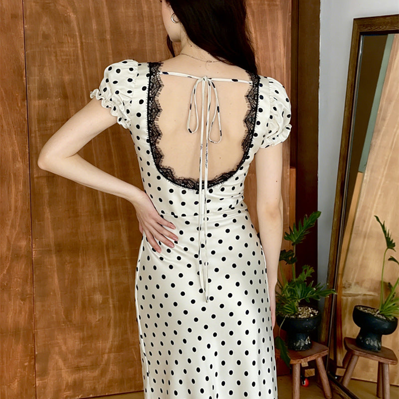 Dame Polka Dot Maxikjole med elegante flæsedetaljer og nostalgisk udskæring Skovae