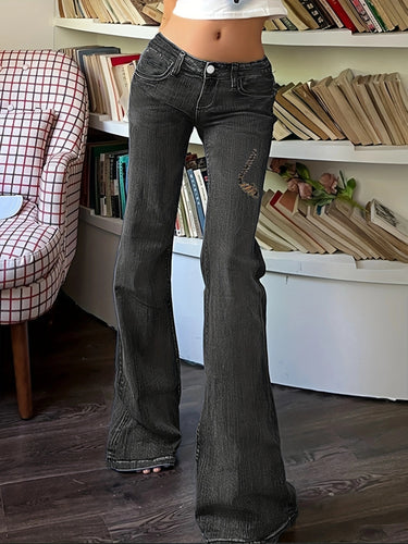 Dame Bootcut Jeans med modevask og kreative revnedetaljer Stilla