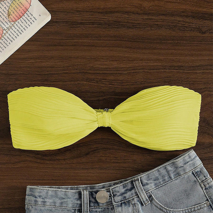 Dame Bandeau-bikini top med moderne flæse-design og stærk støtte Stilla