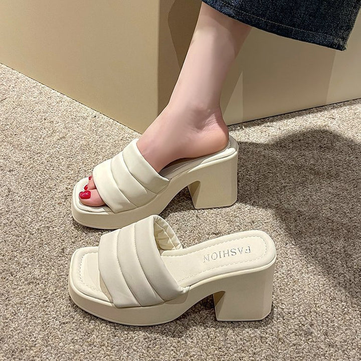 Dame Wedge-sandaler med moderne remføring og komfortabel blokhæl Stilla