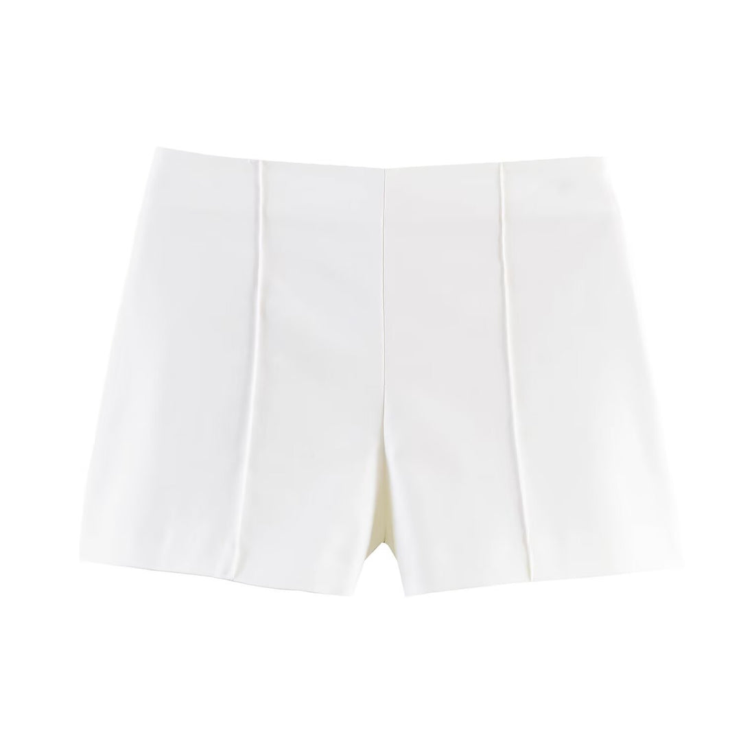 Dame Shorts i elegant snit med høj talje og dekorative folder Skovae
