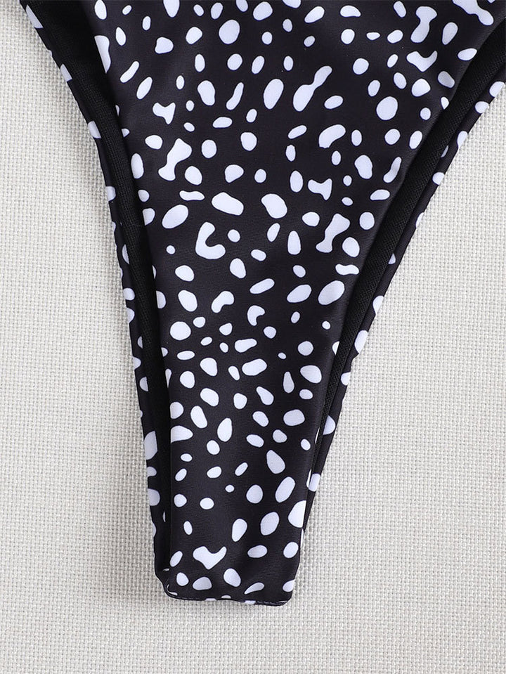 Dame Bikini-sæt med unikt cut-out-design og justerbare stropper Stilla