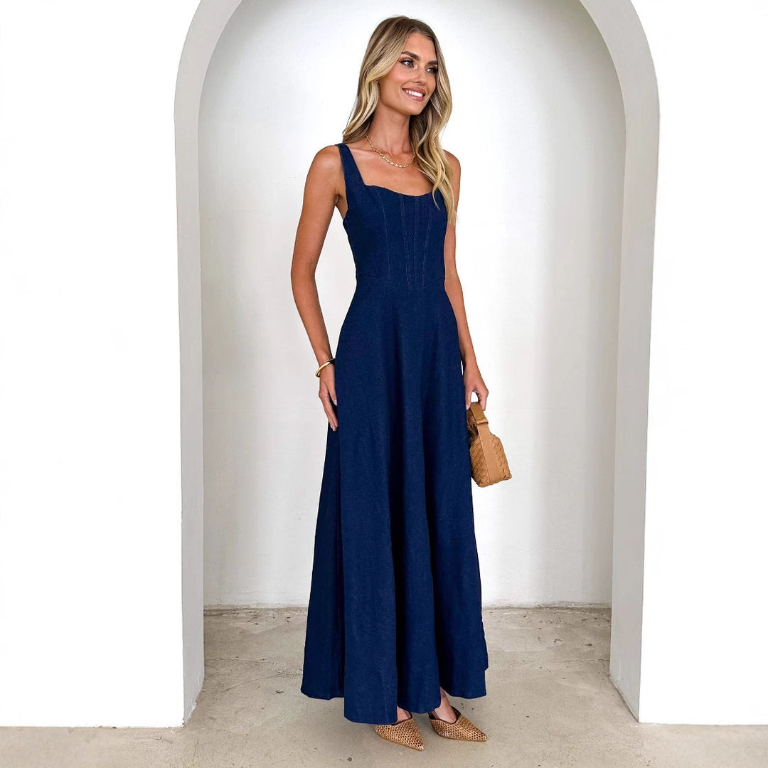 Dame maxikjole i denim med feminin pasform og elegant udskæring Stilla