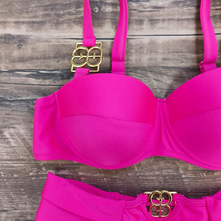 Dame bikini-sæt med elegant push-up BH og moderne højt skårne trusser Stilla