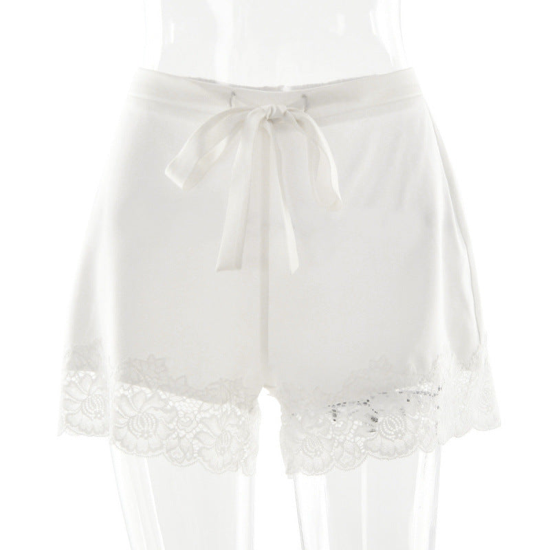 Damen Luxus Nachtshorts mit eleganter Spitzendetail Skovae