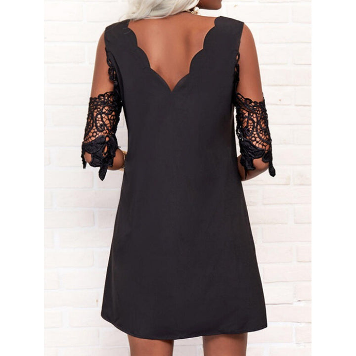 Damer elegant bluse med bølget kant og spids ærmer Stilla