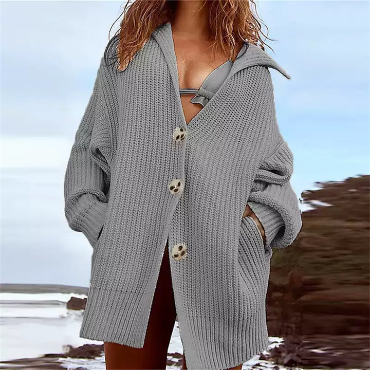 Kvinders chunky strik cardigan med moderne reverskrave og dekorative knapper Stilla