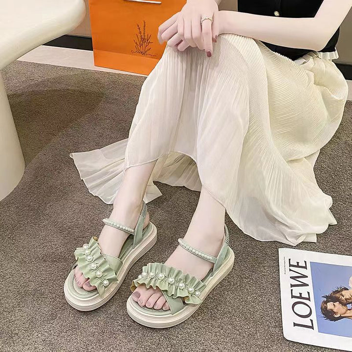 Dame sandaler med fashionable flæse-design og elegante perlepynt Stilla