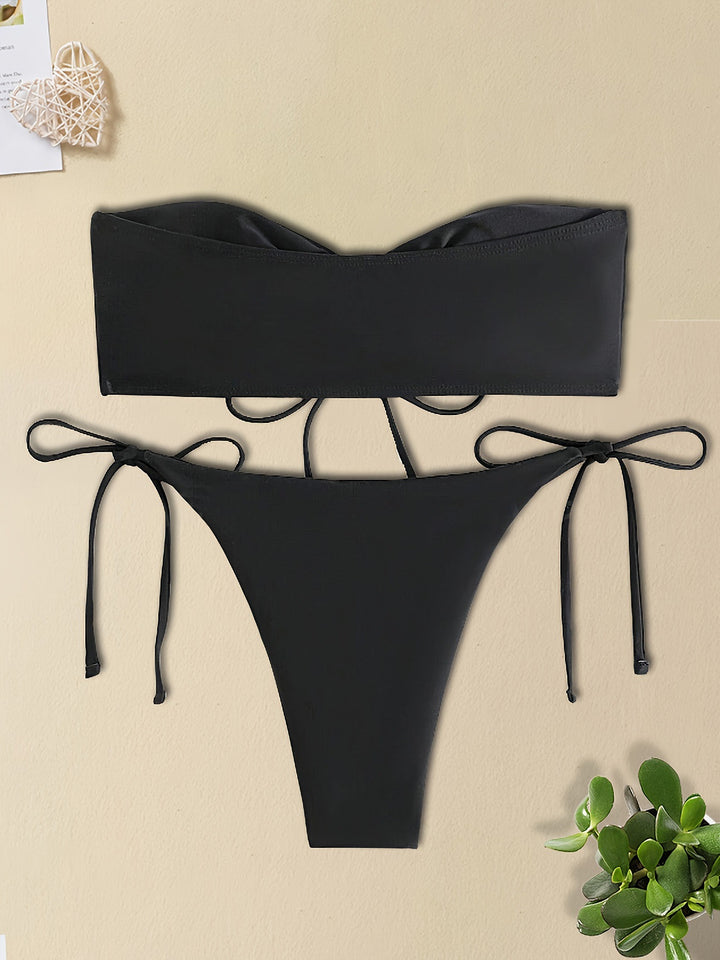 Dame Bandeau-bikini med legende bånd og hel top Stilla