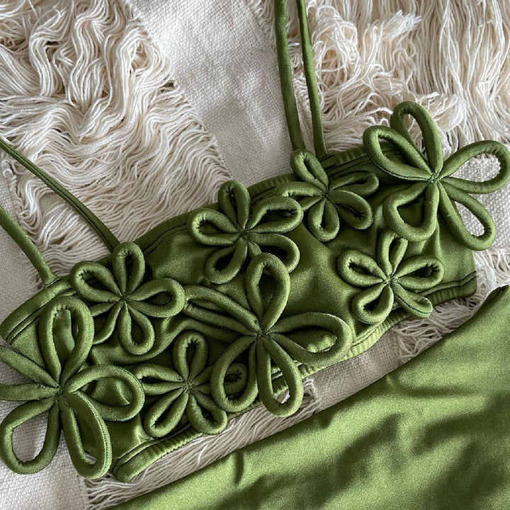 Dame Bikini-top med floralt relieffdesign og justerbare stropper Stilla