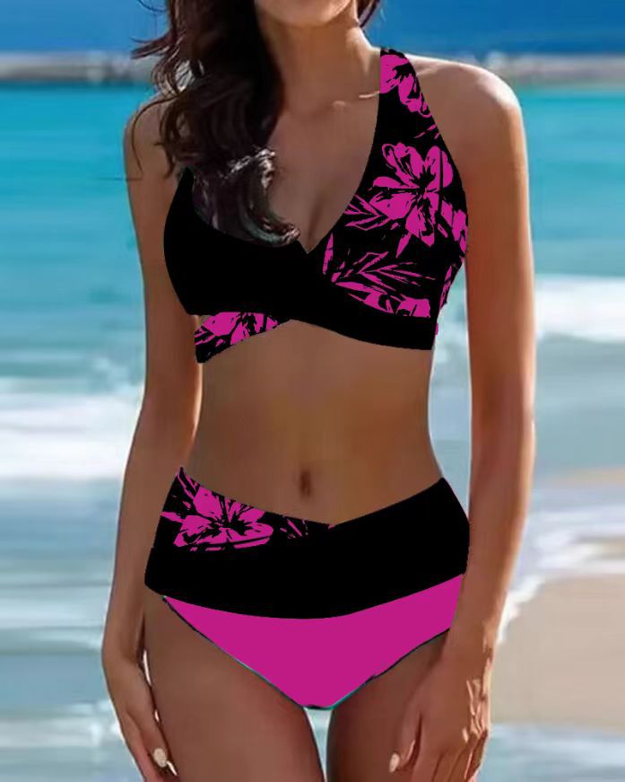 Dame to-delt bikini med asymmetrisk design og blomsterprint Stilla