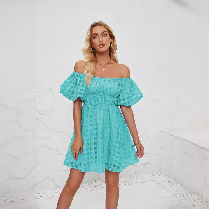 Dame Off-Shoulder Minikjole med ruffledetaljer og elastisk talje Stilla