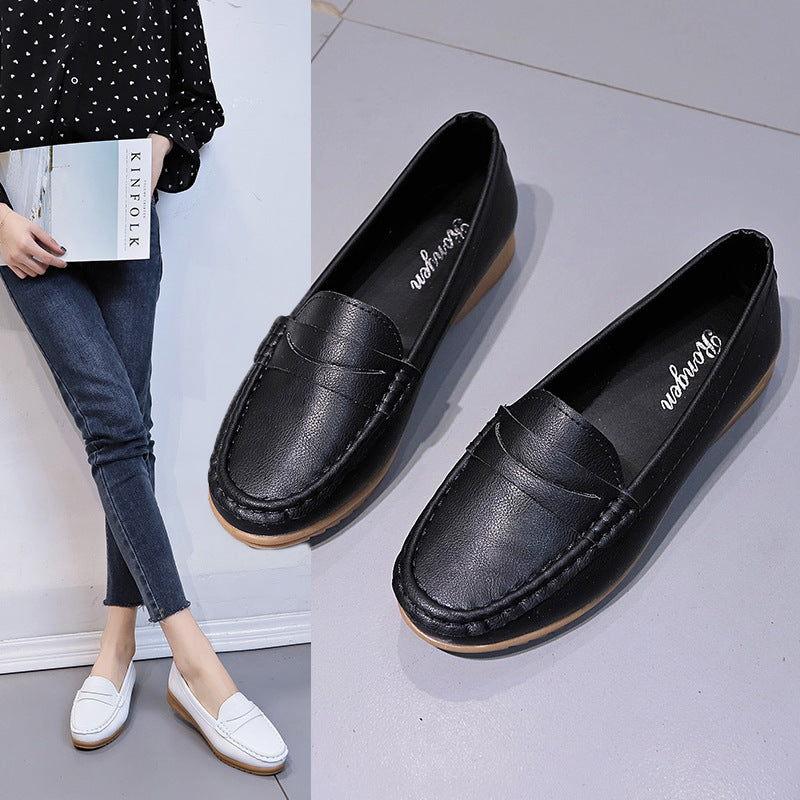 Dame mokassinlignende slippers med håndsyet detalje og komfortabel sål Stilla