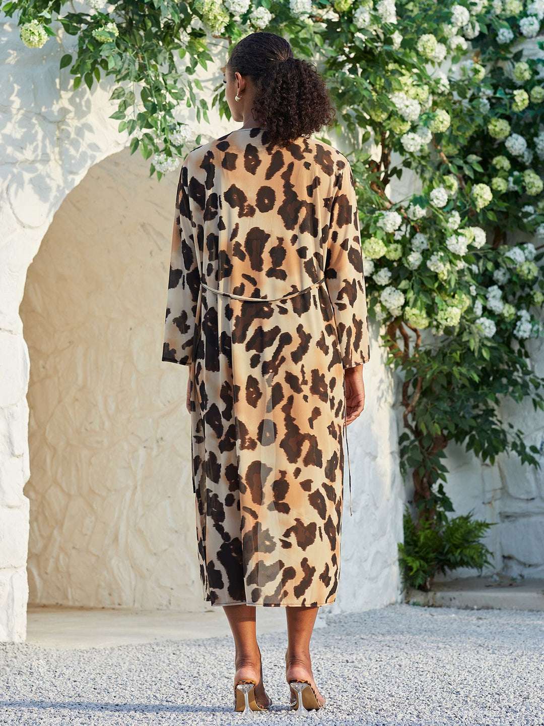 Dame luftig kaftan med bindbart taljebånd og elegante ærmer Stilla