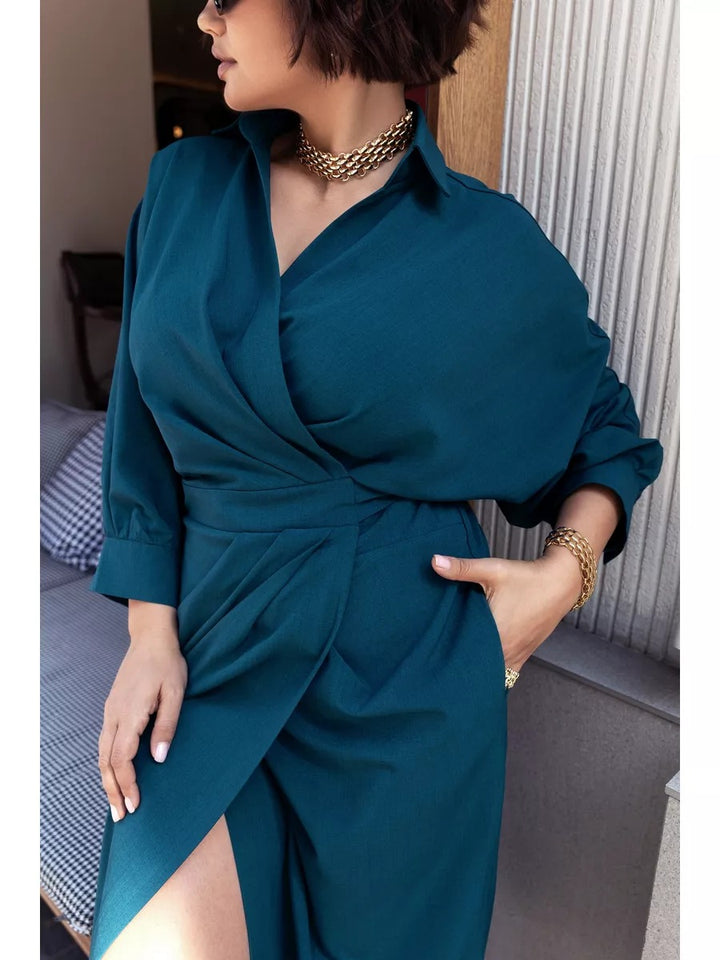 Dame wrap kjole med elegant drapering og taljeret snit Stilla