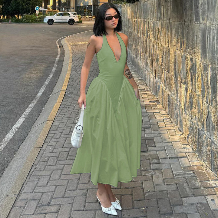 Damer Maxikjole med dyb V-udskæring og voluminøs skørt Stilla